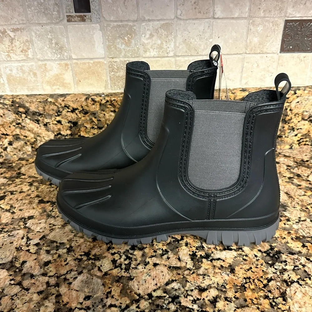 Cougar Tangent Chelsea Rain boots‎ Sz 9